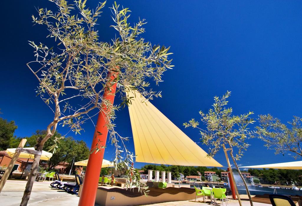 Apartments Amfora Plava Laguna Umag Exterior foto