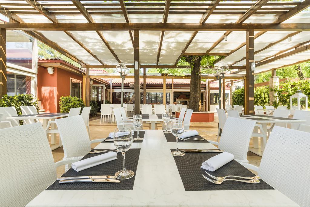 Apartments Amfora Plava Laguna Umag Exterior foto